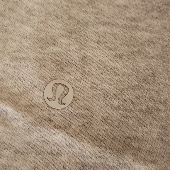 Scuba Mid Rise Oversized Jogger *Graphic - Picture 7 of 9